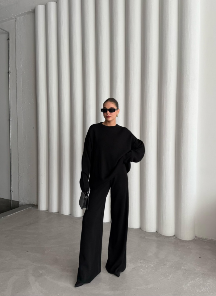 SİYAH BİSİKLET YAKA TRİKO TAKIM