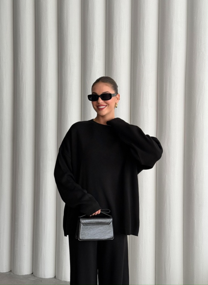 SİYAH BİSİKLET YAKA TRİKO TAKIM