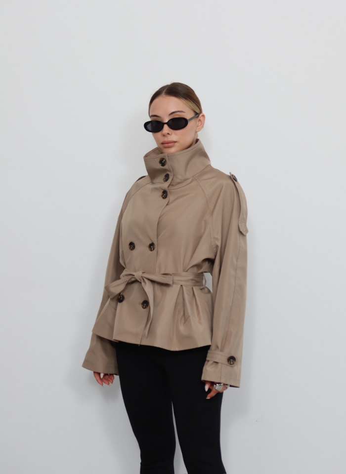 CAMEL DİK YAKA TRENÇKOT