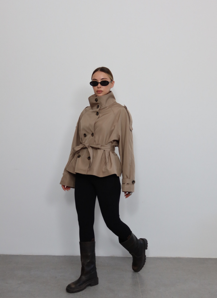 CAMEL DİK YAKA TRENÇKOT