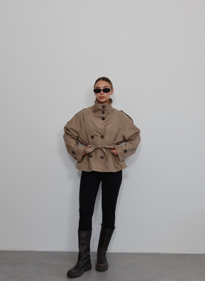 CAMEL DİK YAKA TRENÇKOT