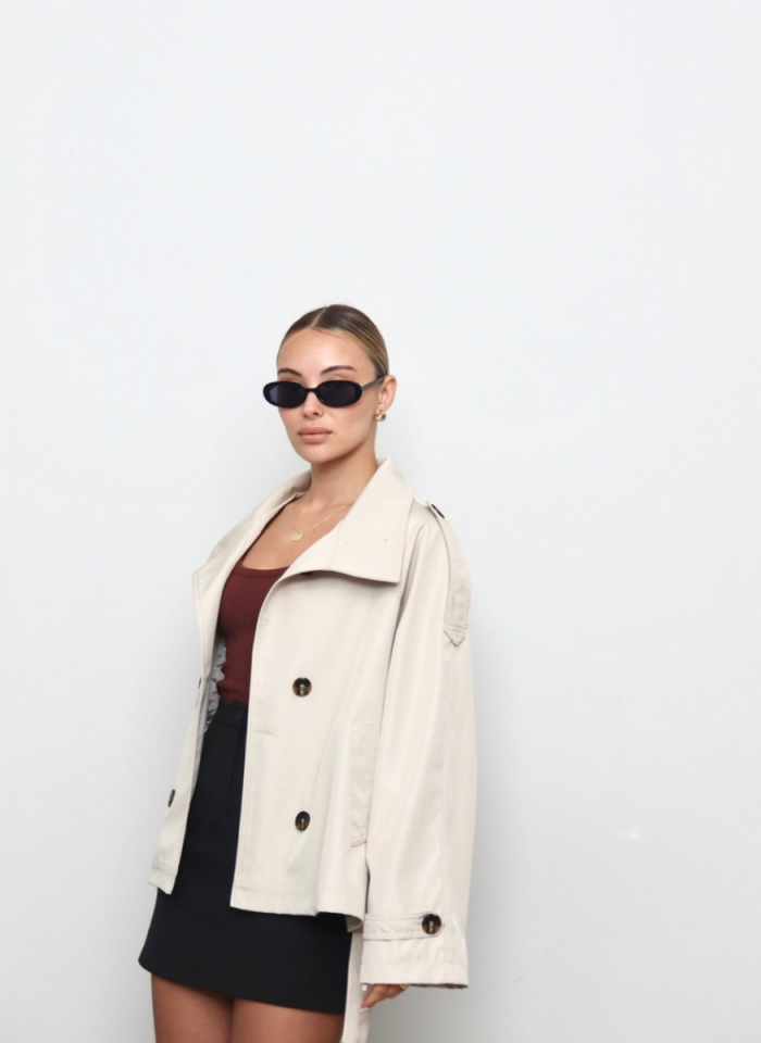 BEJ DİK YAKA TRENÇKOT