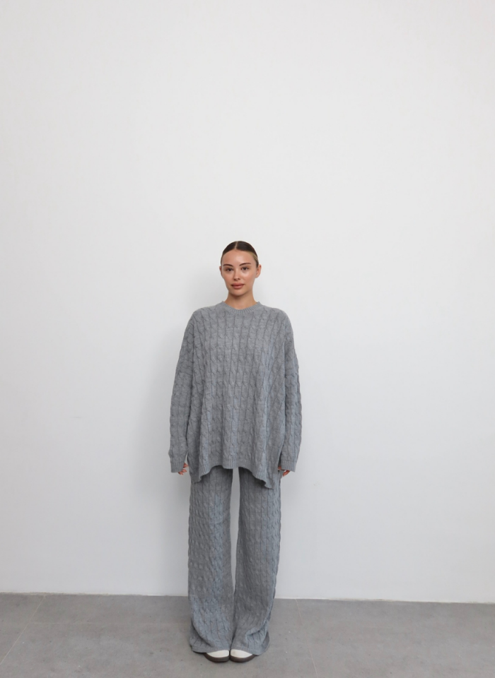 GRİ SAÇ ÖRGÜ TRİKO TAKIM