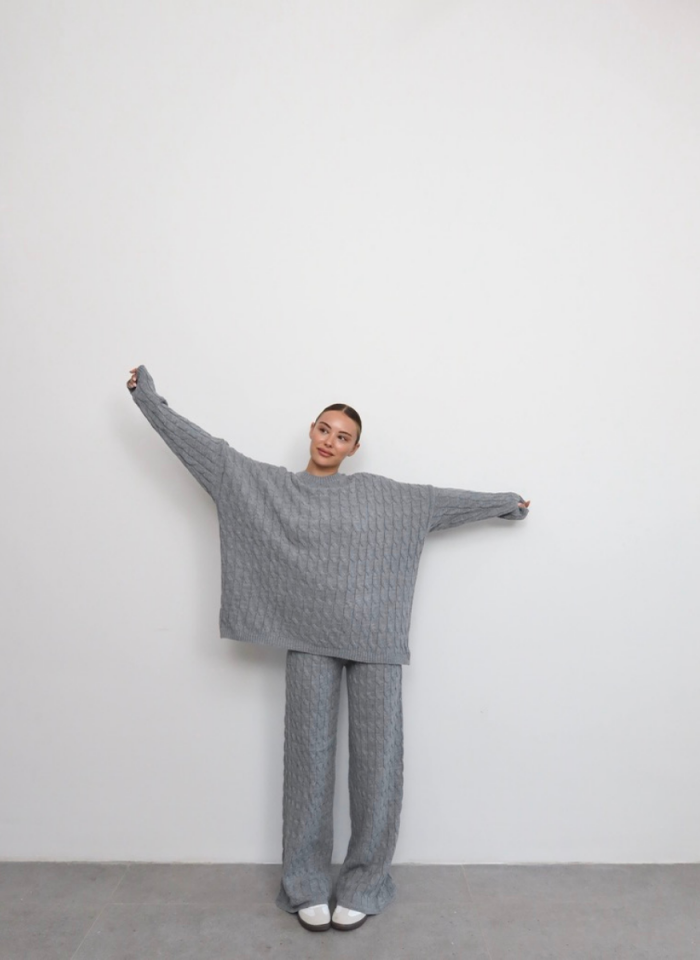 GRİ SAÇ ÖRGÜ TRİKO TAKIM