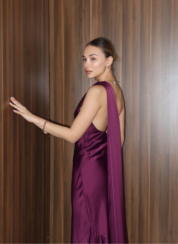 MÜRDÜM HOLA ELBİSE