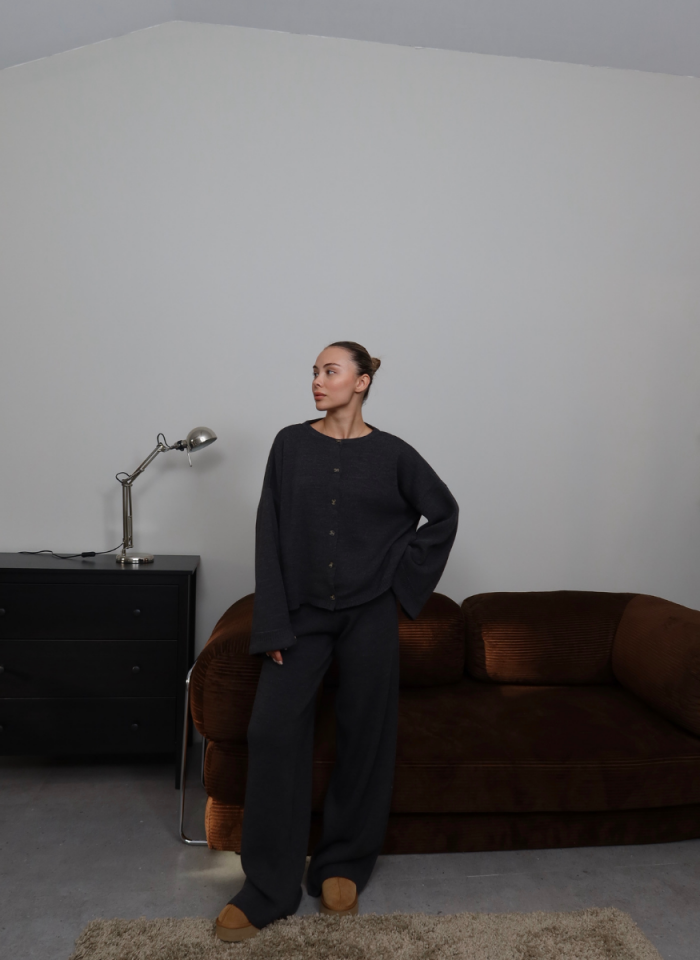 ANTRASİT HIRKALI TRİKO TAKIM