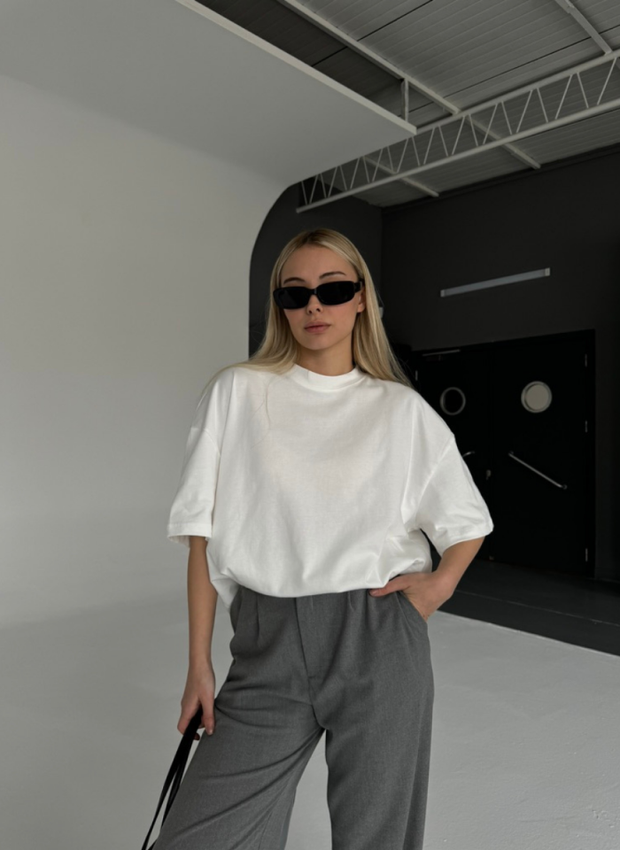 BEYAZ OVERSIZE BASIC T-SHIRT
