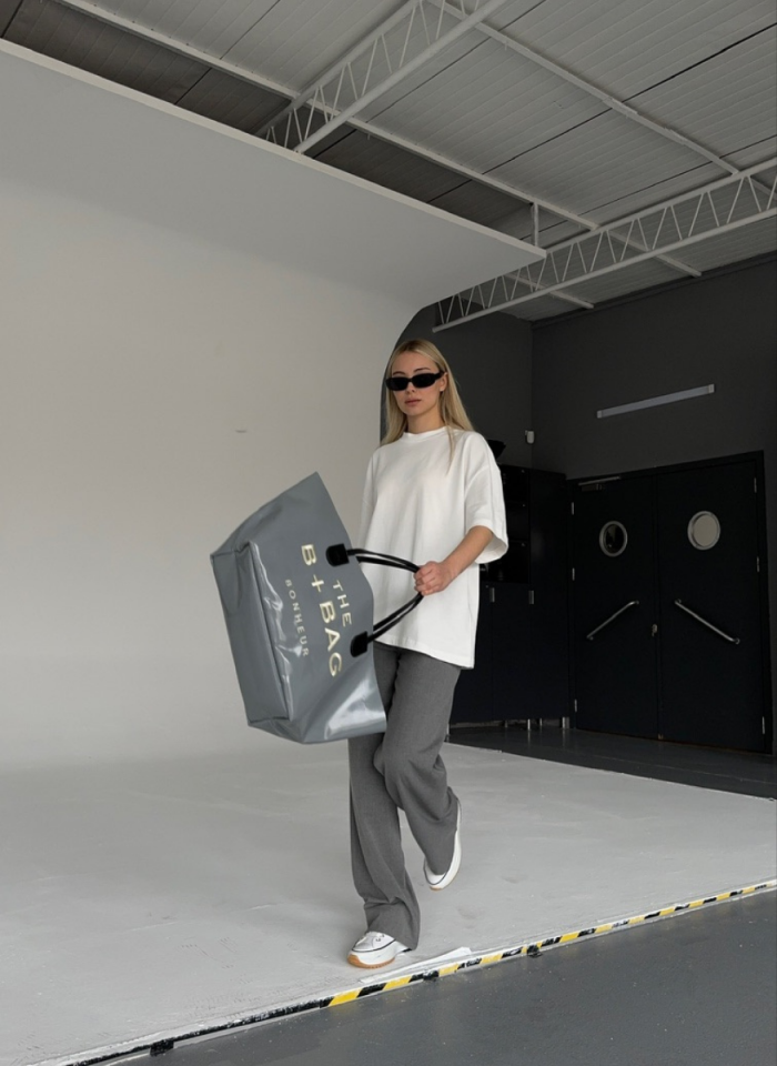 BEYAZ OVERSIZE BASIC T-SHIRT