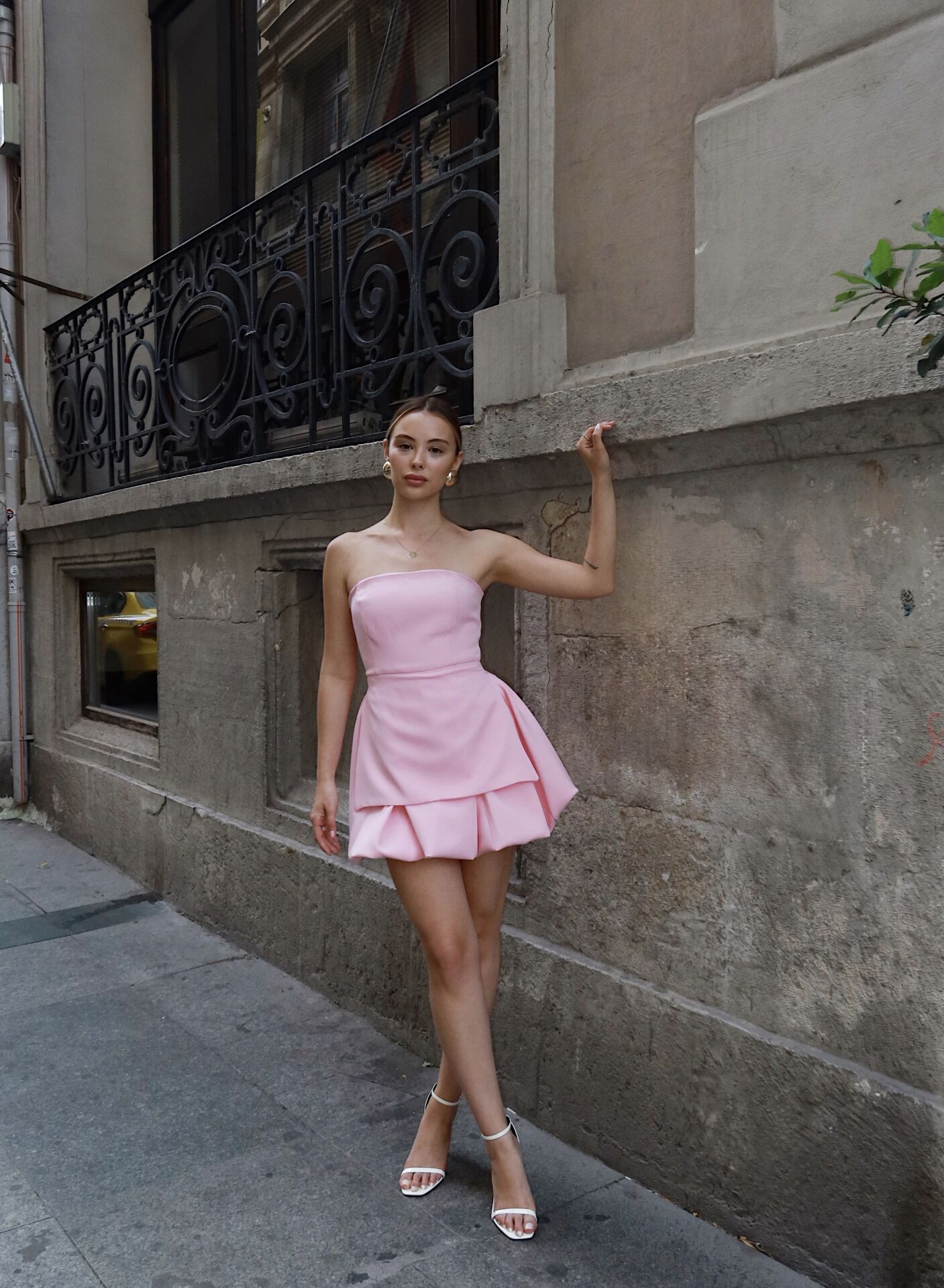 PEMBE STRAPLEZ BALON ELBİSE