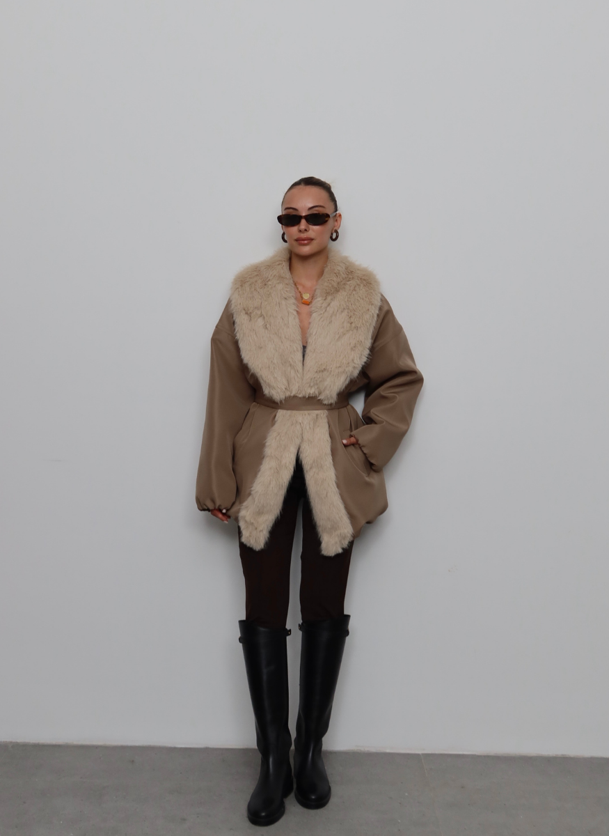 YAKASI KÜRK DETAYLI VİZON CEKET