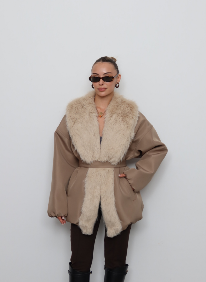 YAKASI KÜRK DETAYLI VİZON CEKET