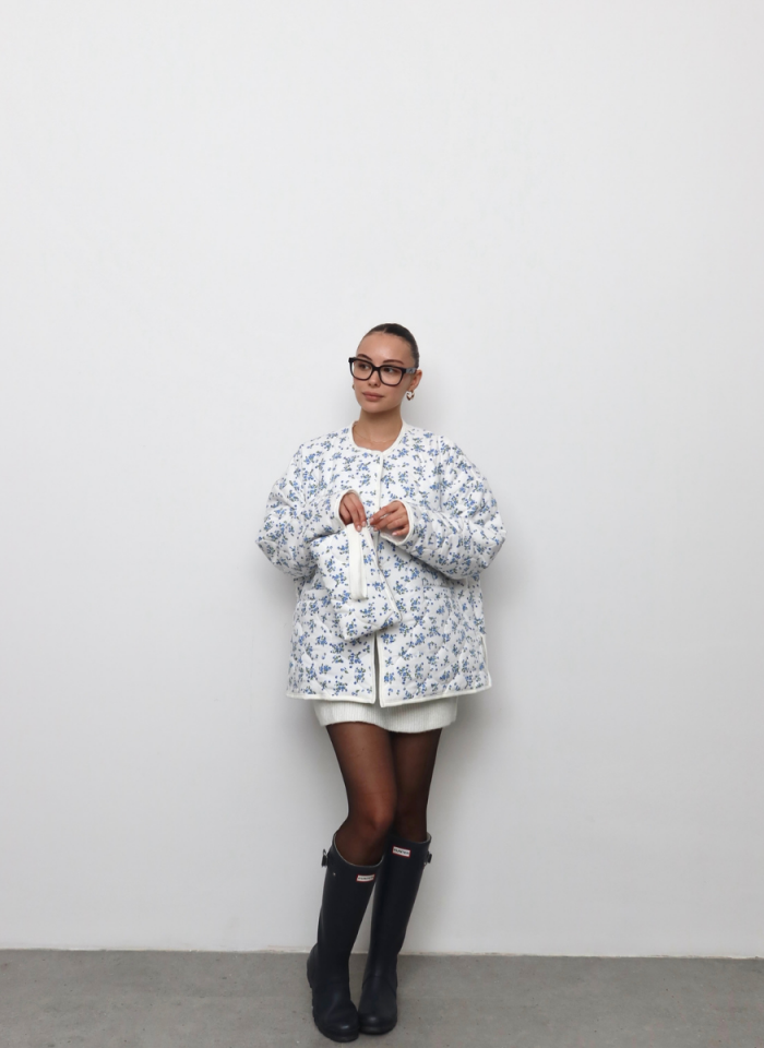 MAVİ ÇİÇEKLİ OVERSİZE KAPİTONE CEKET