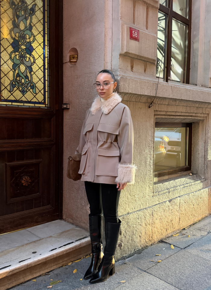 BELİ AYARLANABİLİR SUNİ KÜRK DETAYLI VİZON BONDİT CEKET