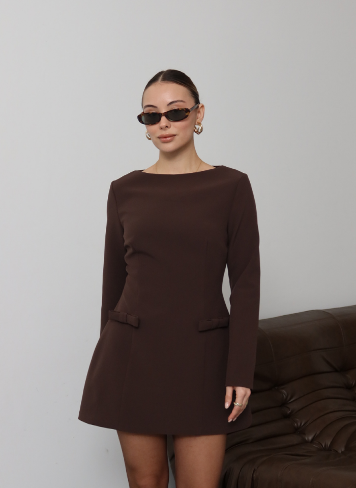 FİYONK DETAYLI KAHVERENGİ ELBİSE