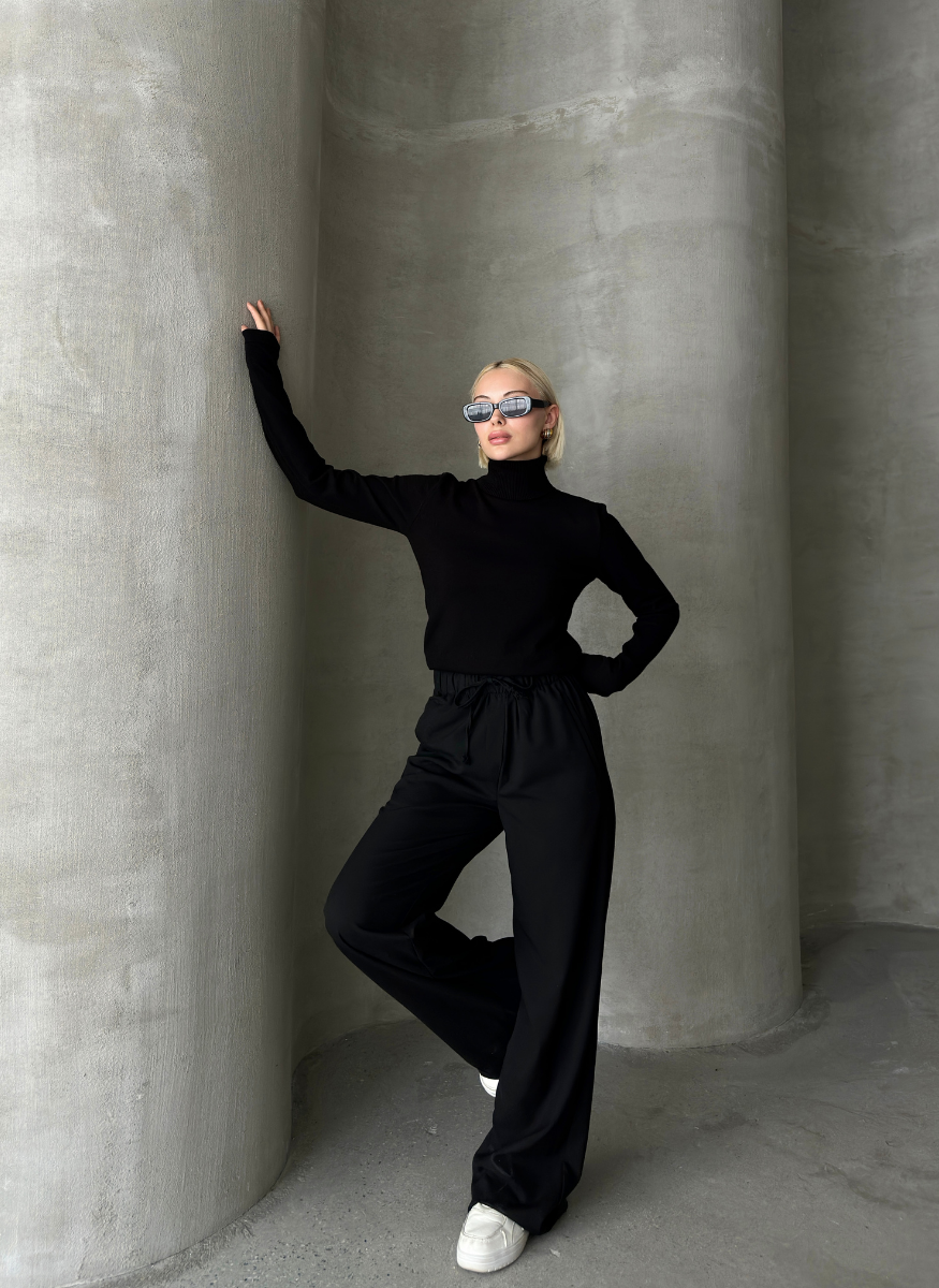 SİYAH CORSSMAN KAZAK