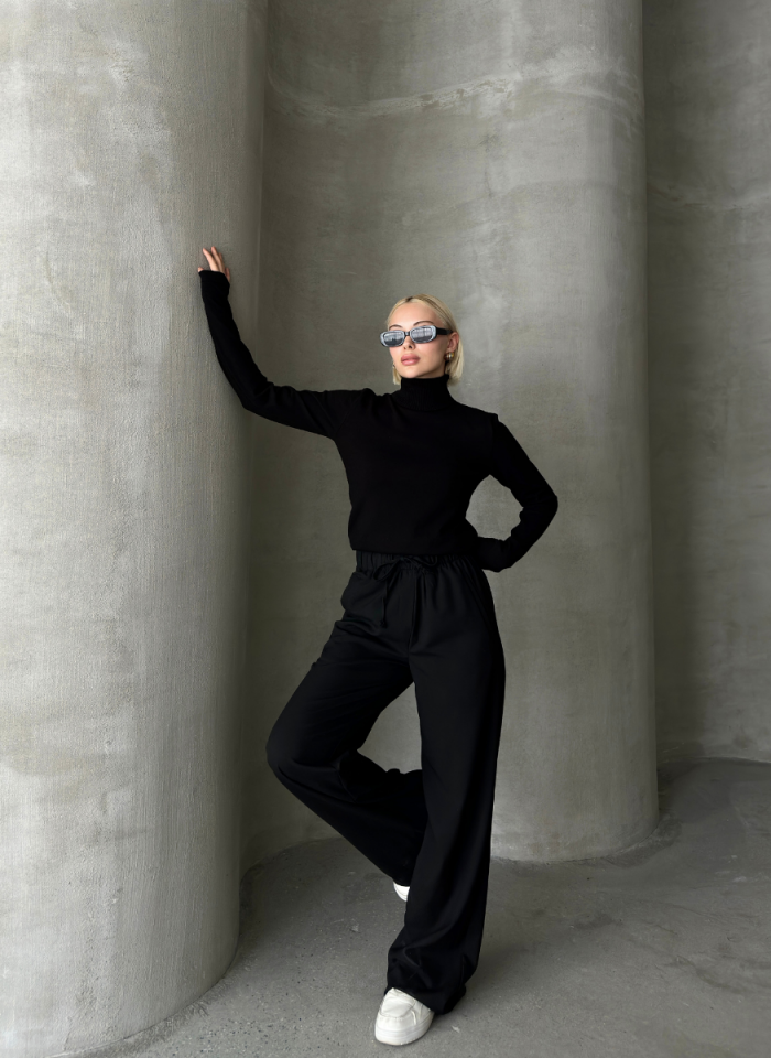 SİYAH CORSSMAN KAZAK