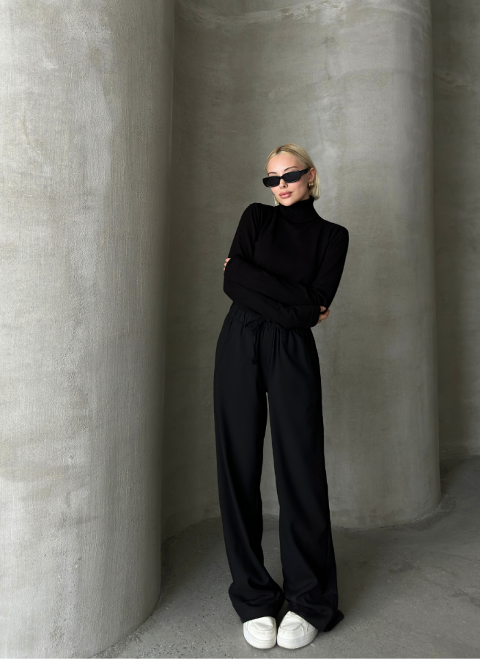 SİYAH CORSSMAN KAZAK