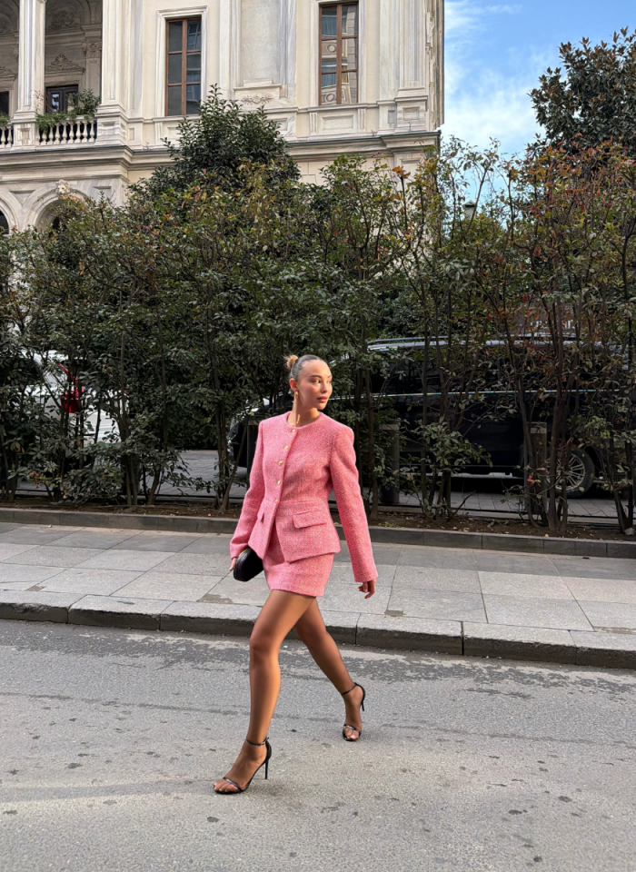 PEMBE TÜVİT CEKET ETEK TAKIMI