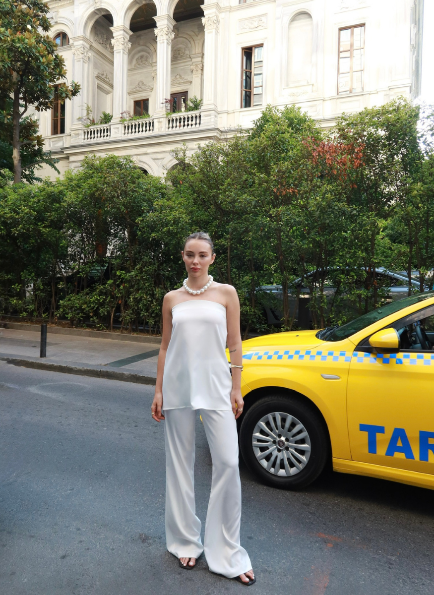 EYAZ SATEN STRAPLEZ TAKIM