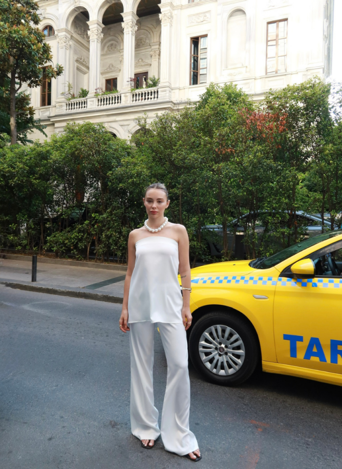EYAZ SATEN STRAPLEZ TAKIM