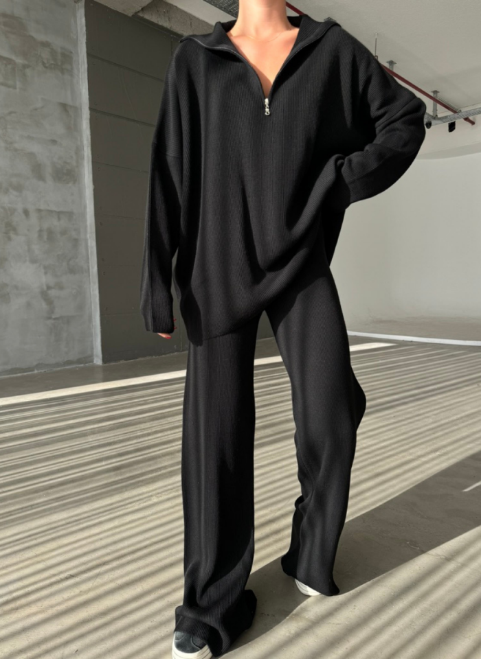 SİYAH FERMUARLI TRİKO TAKIM