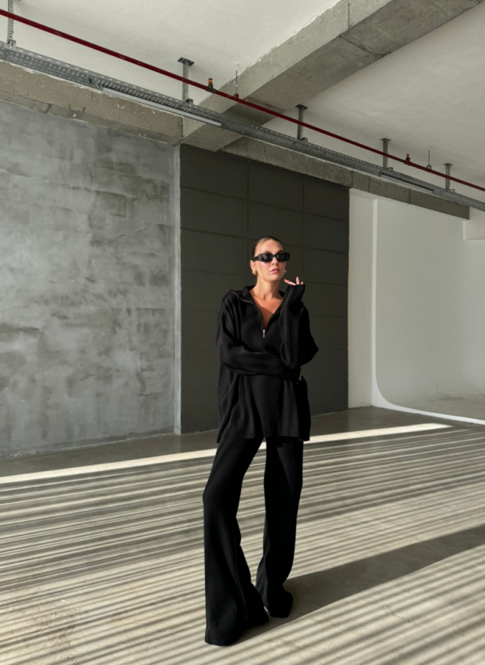 SİYAH FERMUARLI TRİKO TAKIM