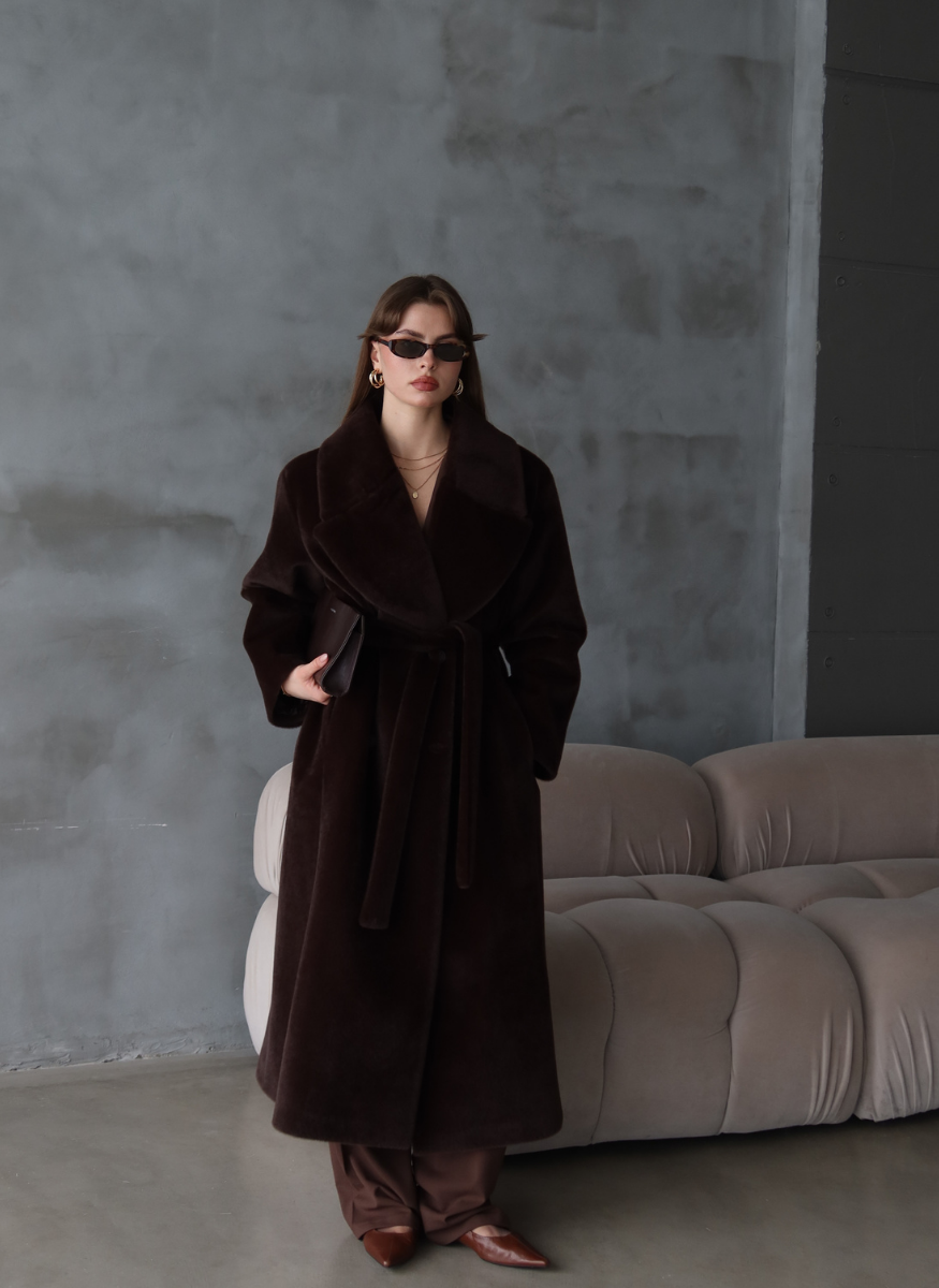 KAHVERENGİ KUŞAKLI SUNİ KÜRK KABAN