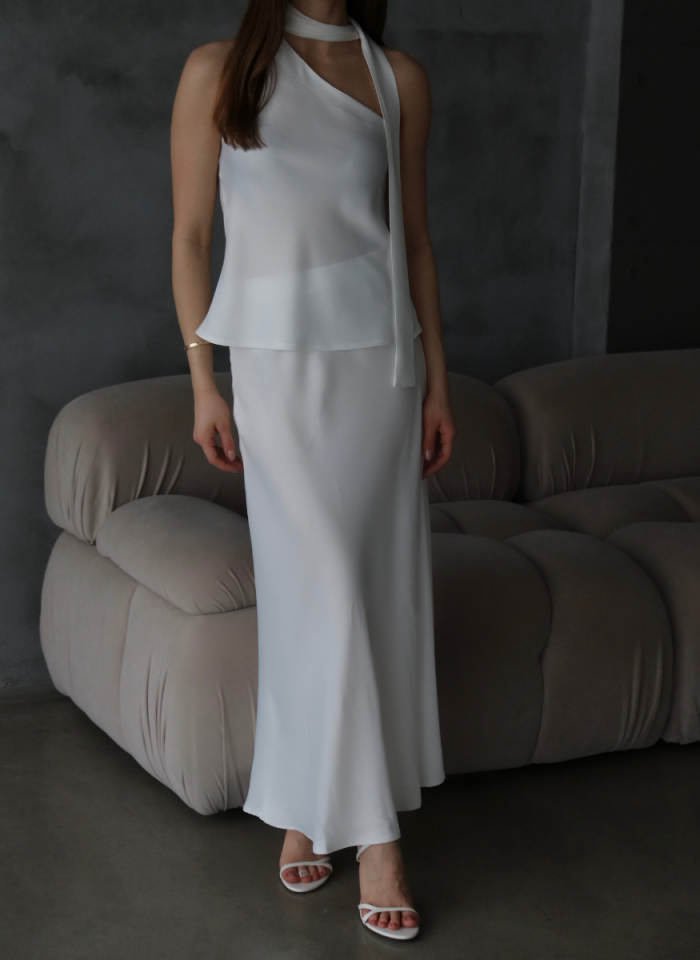 BEYAZ SATEN ŞALLI BLUZ