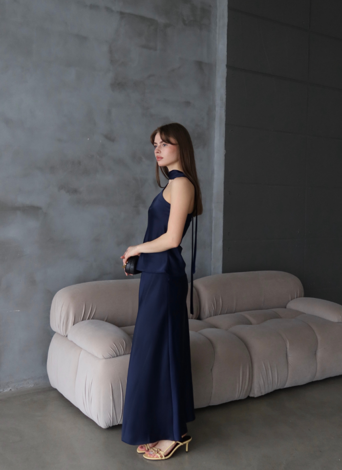 LACİVERT SATEN ŞALLI BLUZ