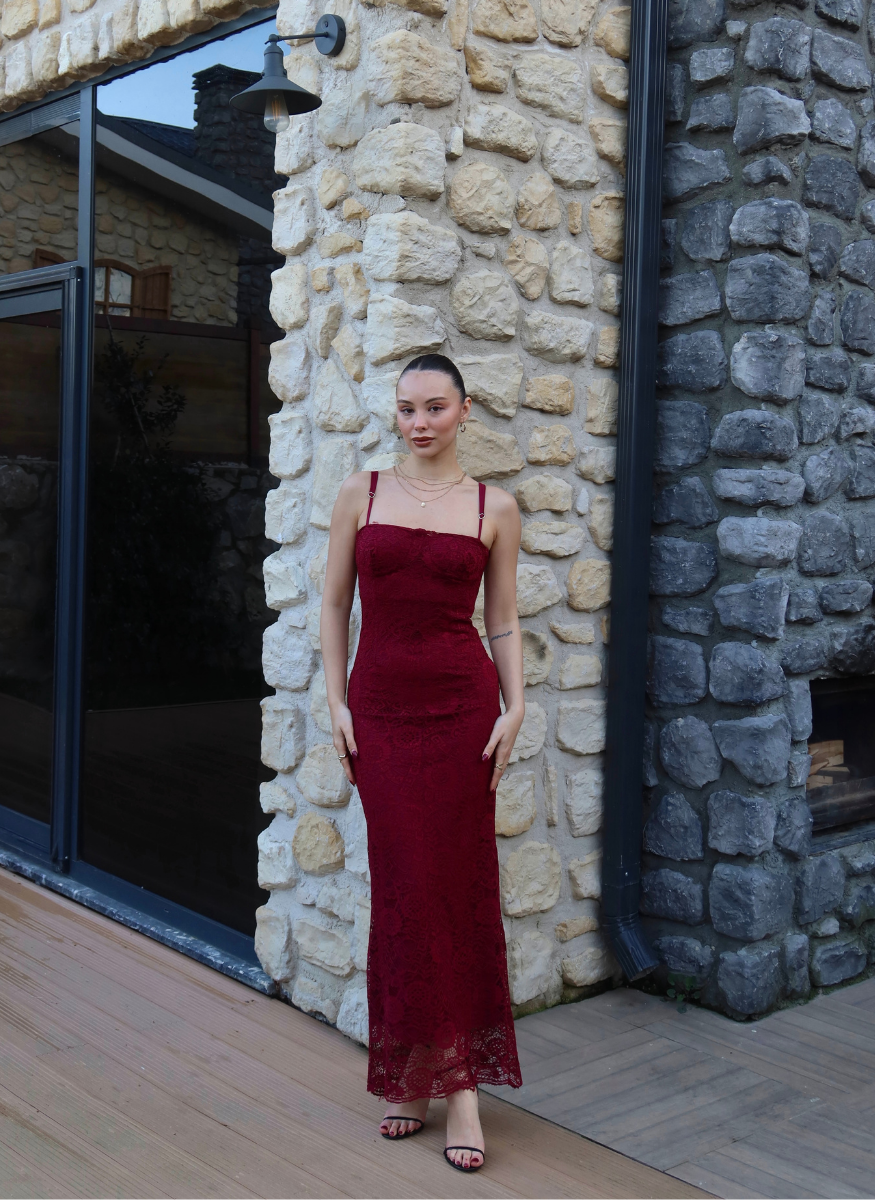 BORDO DANTEL ELBİSE