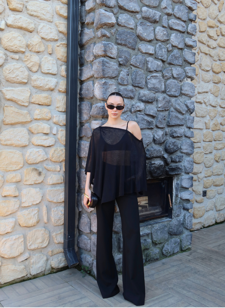 SİYAH TRANSPARAN BLUZ