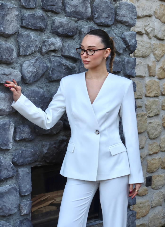 BEYAZ V YAKA CEKET PANTOLON TAKIM