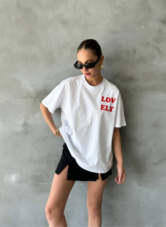 BEYAZ LOVELY T-SHIRT