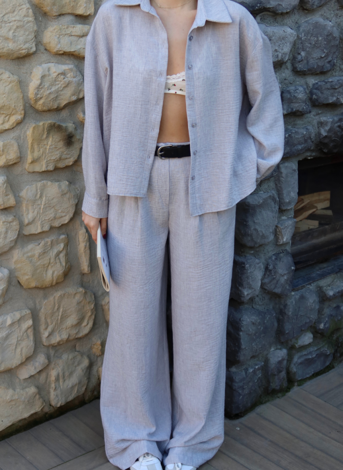 GRİ GÖMLEK PİLELİ PANTOLON TAKIM