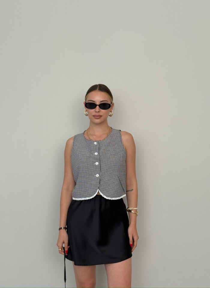 SİYAH KISA SATEN ETEK