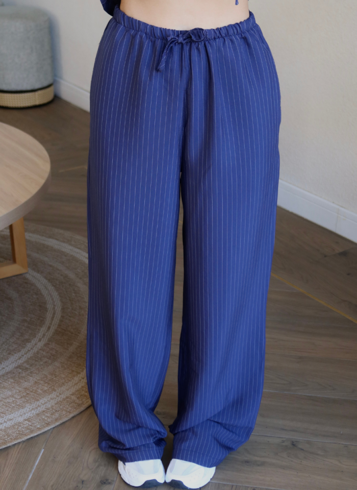 LACİVERT ÇİZGİLİ PANTOLON