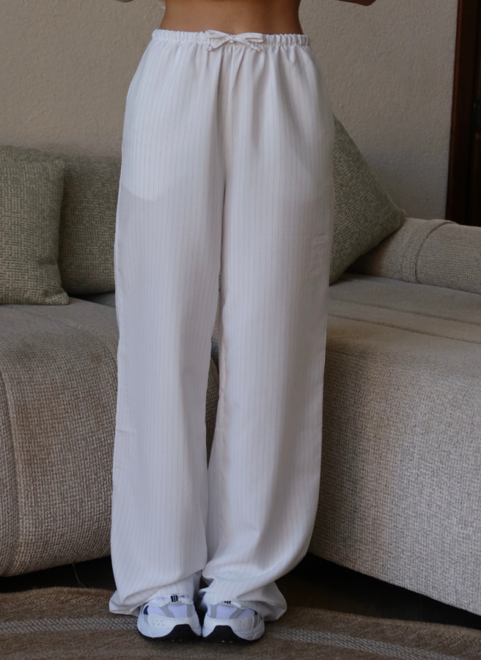 BEYAZ ÇİZGİLİ PANTOLON
