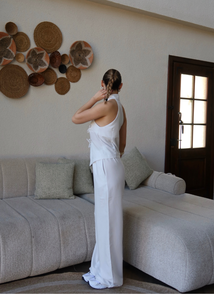 BEYAZ ÇİZGİLİ YELEK