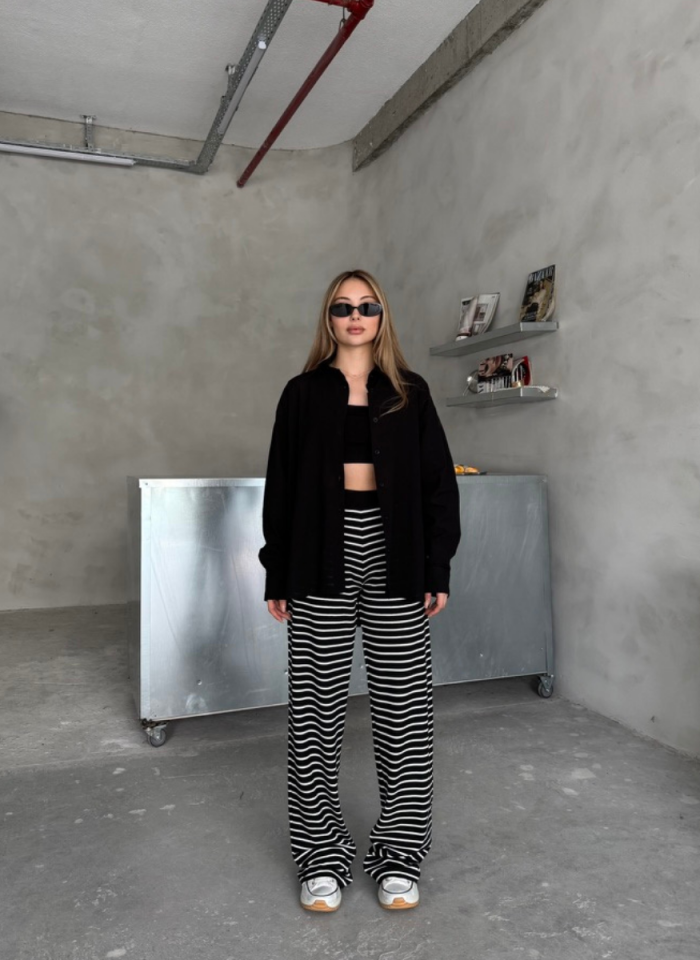 SİYAH ÇİZGİLİ PANTOLON