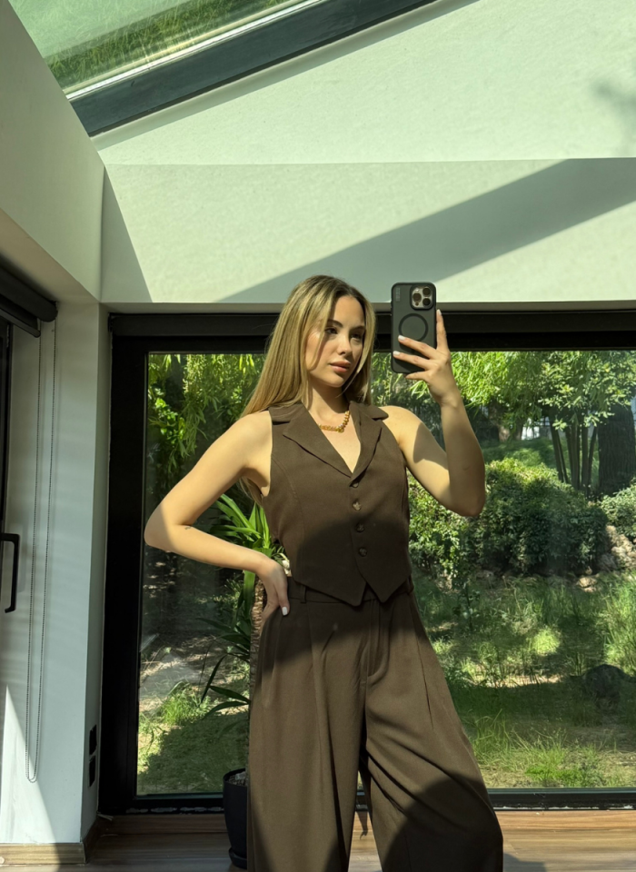 KAHVE CUT OUT YELEK