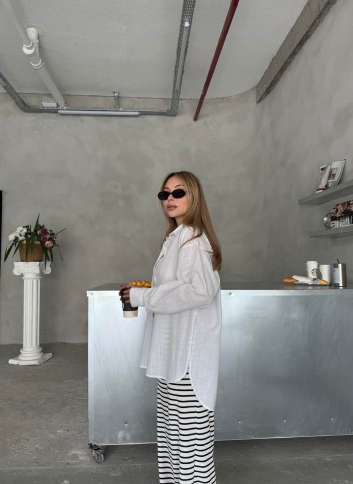 BEYAZ OVERSİZE GÖMLEK