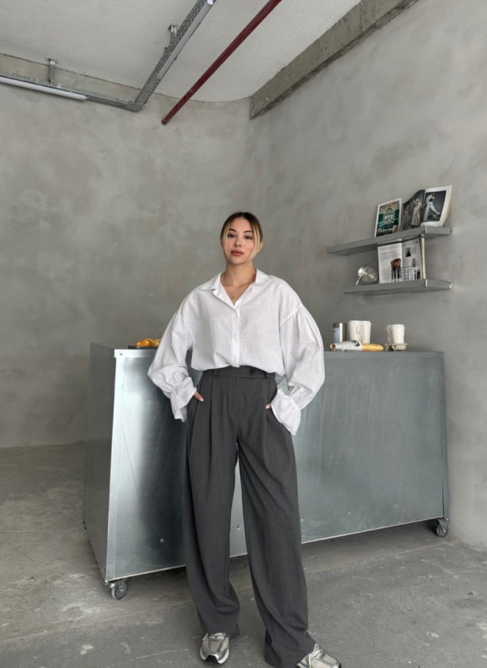 BEYAZ KOLU BÜZGÜLÜ GÖMLEK