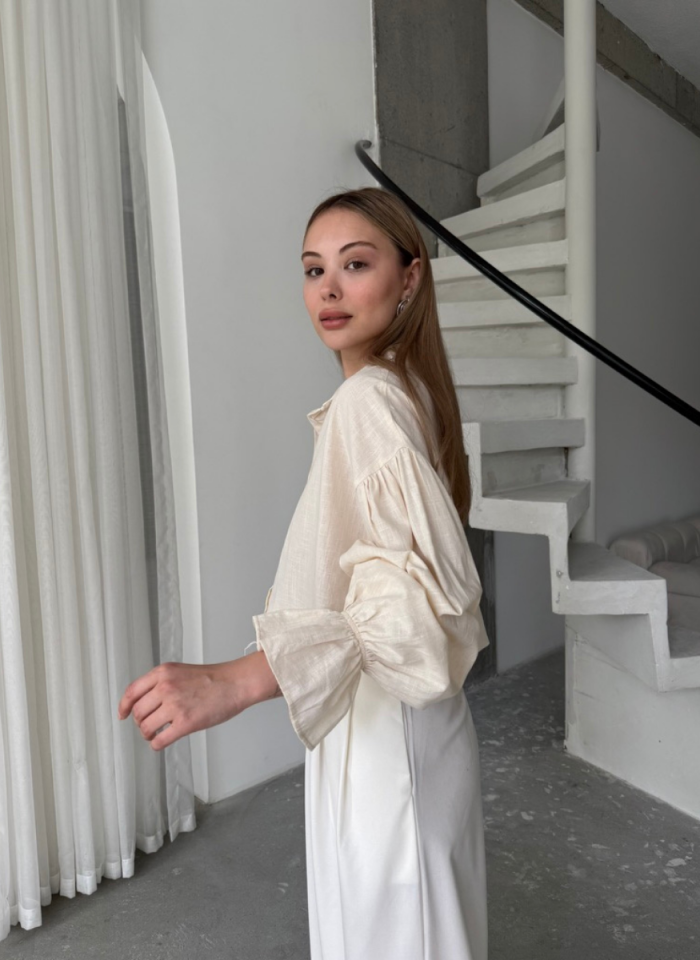 BEJ KOLU BÜZGÜLÜ GÖMLEK