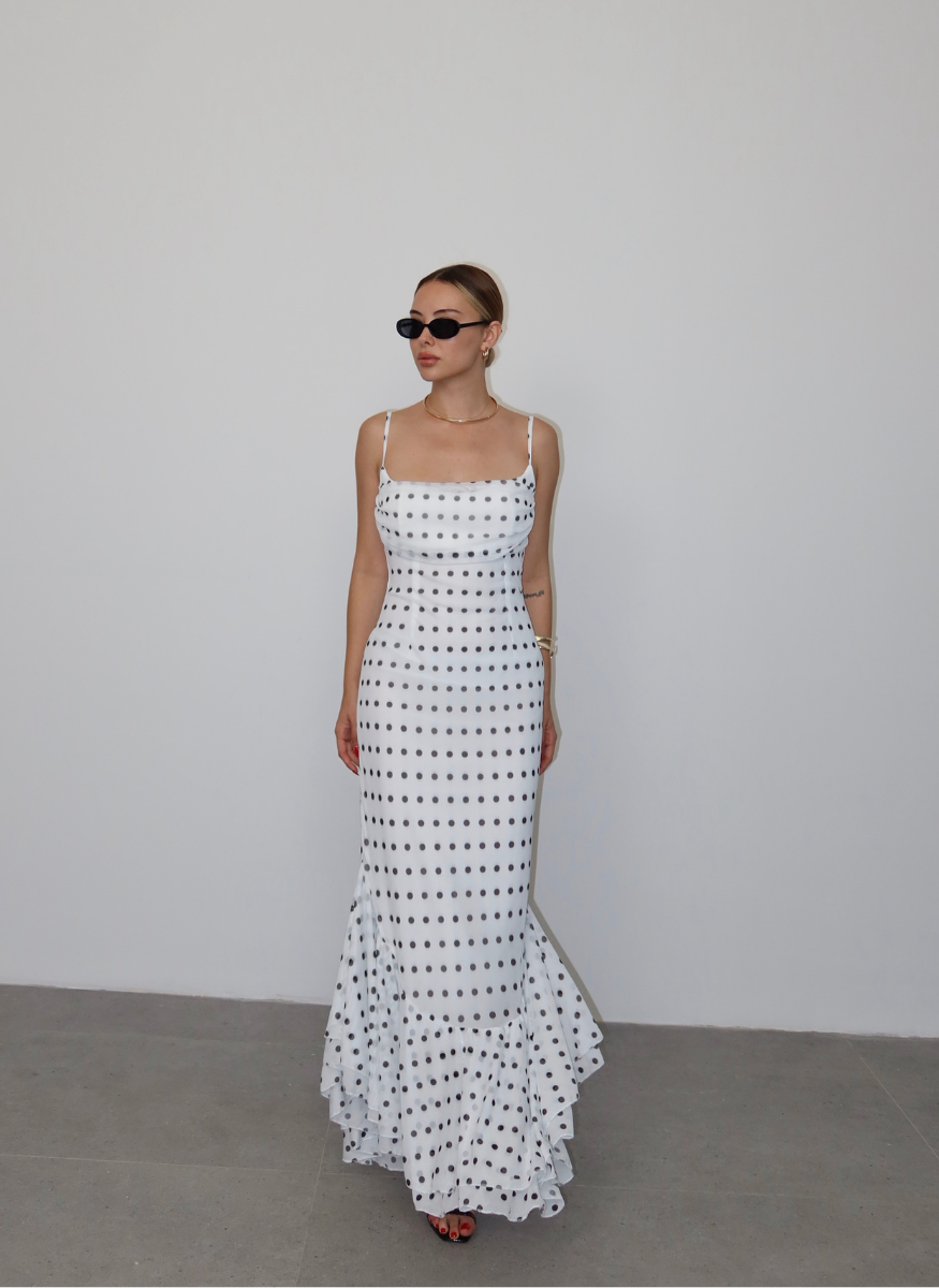 BEYAZ ŞALLI PUANTİYE ELBİSE