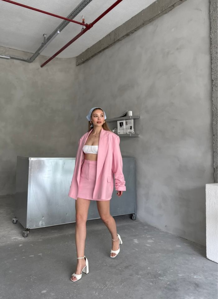 PEMBE ELAN TAKIM