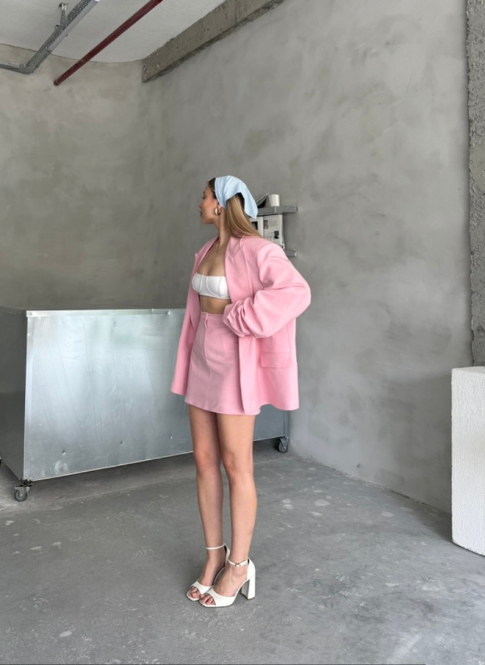 PEMBE ELAN TAKIM