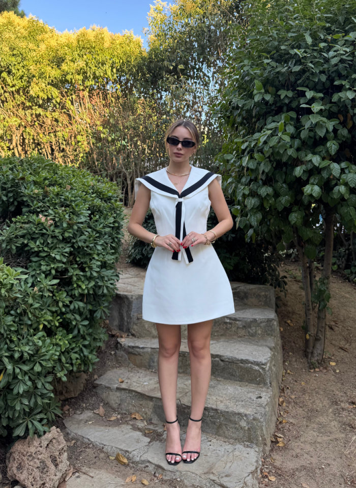 BEYAZ BAHRİYE ELBİSESİ