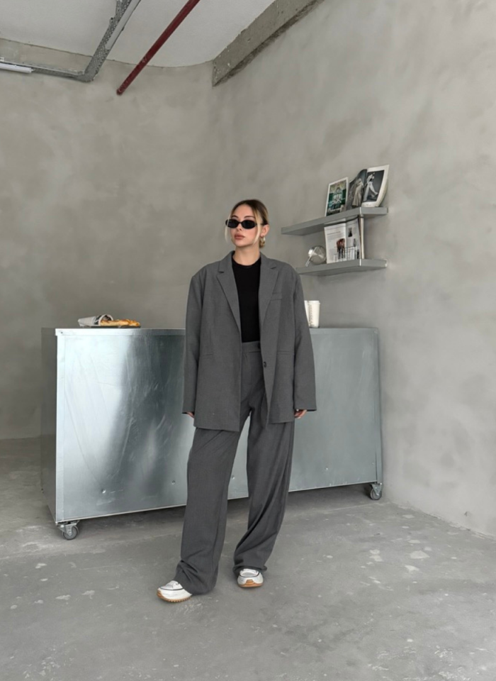 SİYAH BASIC T-SHIRT