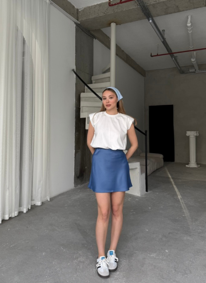 MAVİ KISA SATEN ETEK